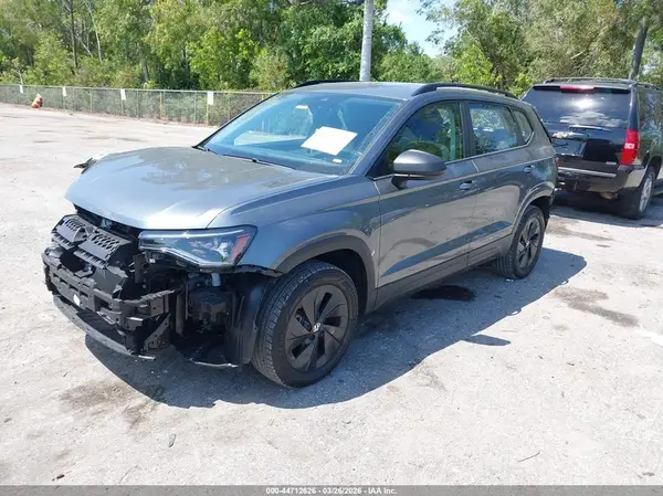 3VV5C7B22SM022801 2025 VOLKSWAGEN TAOS - Image 2