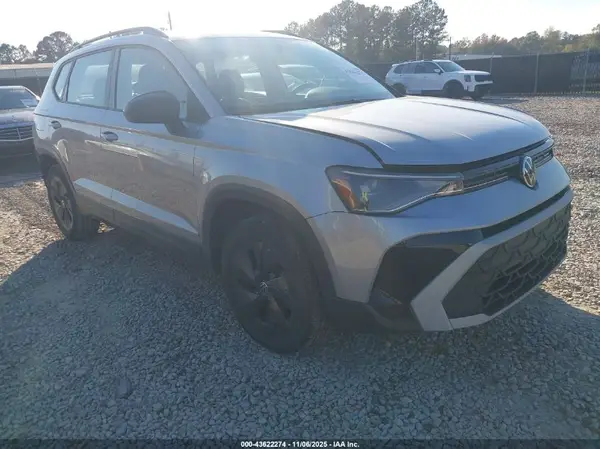 3VV5C7B23SM005652 2025 VOLKSWAGEN TAOS - Image 1