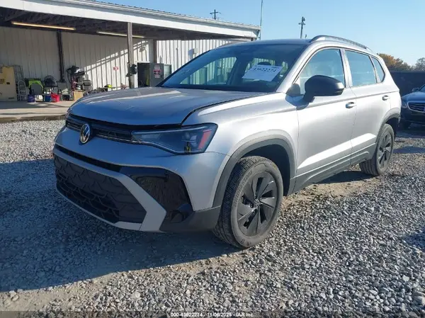 3VV5C7B23SM005652 2025 VOLKSWAGEN TAOS - Image 2