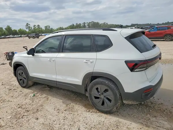 3VV5C7B23SM063633 2025 VOLKSWAGEN TAOS - Image 2