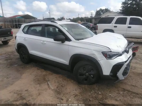 3VV5C7B25SM050897 2025 VOLKSWAGEN TAOS - Image 1