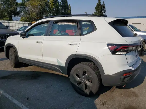3VV5C7B26SM014829 2025 VOLKSWAGEN TAOS - Image 2
