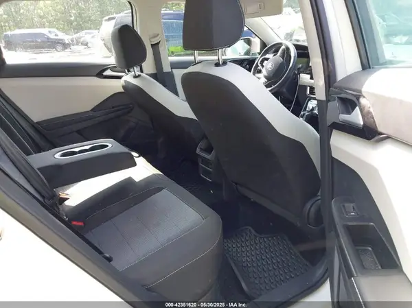 3VV5C7B28SM015576 2025 VOLKSWAGEN TAOS - Image 8