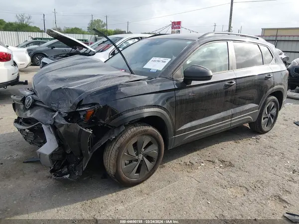 3VV5C7B28SM079634 2025 VOLKSWAGEN TAOS - Image 2