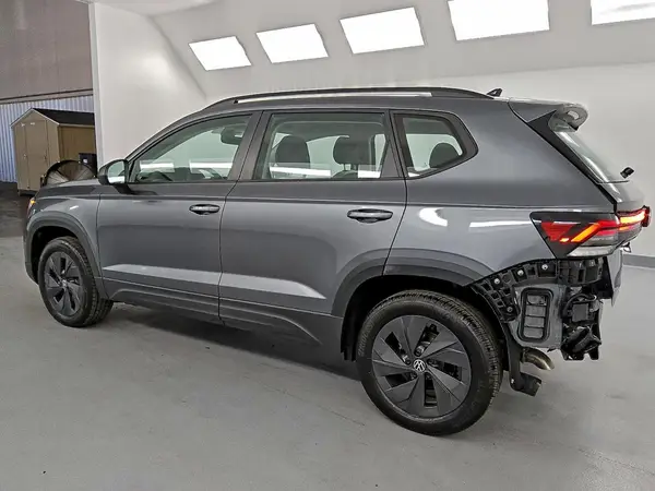 3VV5C7B28TM010718 2026 VOLKSWAGEN TAOS - Image 2