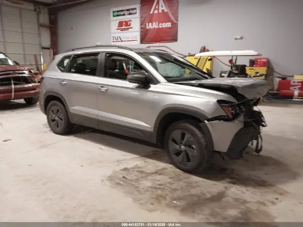 3VV5C7B29SM005932 2025 VOLKSWAGEN TAOS - Image 1