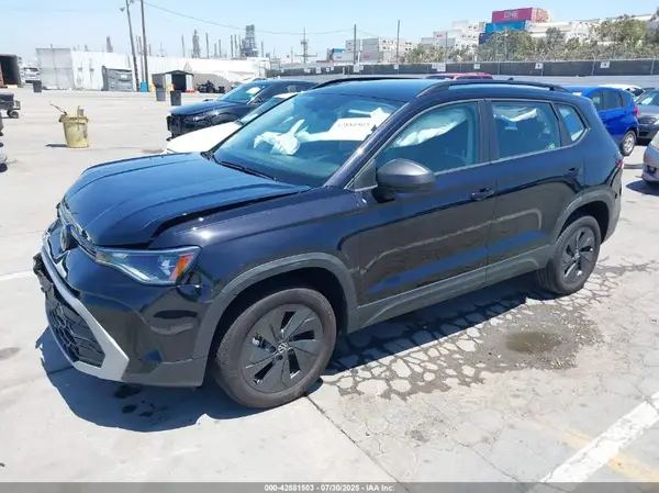 3VV5C7B29SM019457 2025 VOLKSWAGEN TAOS - Image 2