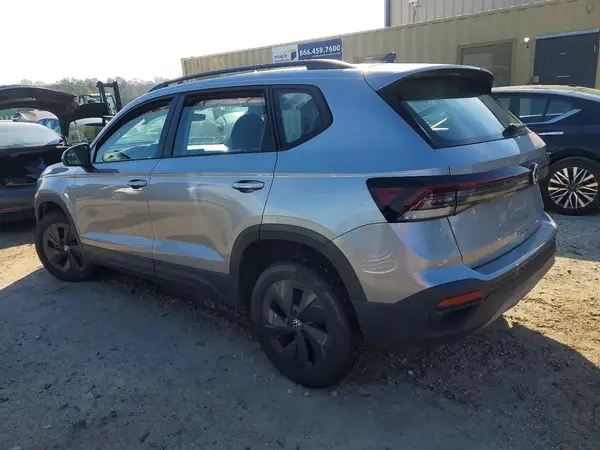 3VV5C7B29SM038090 2025 VOLKSWAGEN TAOS - Image 2