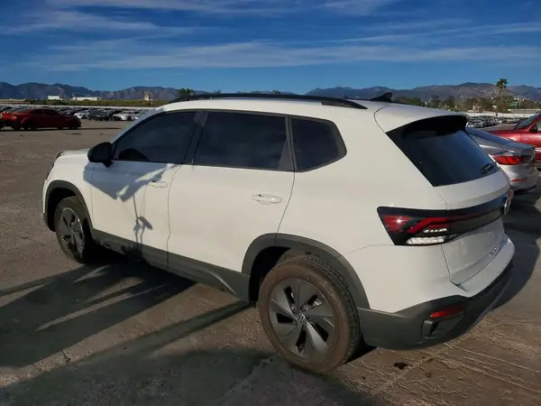 3VV5C7B29SM044293 2025 VOLKSWAGEN TAOS - Image 2