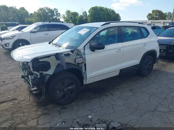 3VV5C7B29SM048442 2025 VOLKSWAGEN TAOS - Image 2