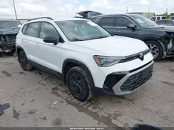3VV5C7B29SM048960 2025 VOLKSWAGEN TAOS