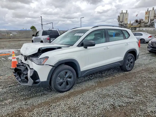 3VV5C7B29SM052880 2025 VOLKSWAGEN TAOS - Image 1