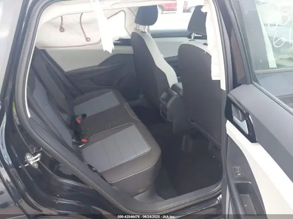 3VV5C7B2XSM014994 2025 VOLKSWAGEN TAOS - Image 8