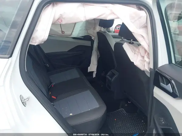 3VV5C7B2XSM024554 2025 VOLKSWAGEN TAOS - Image 8