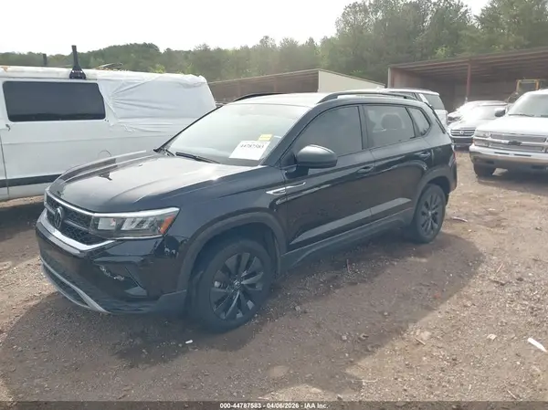 3VV5X7B20RM049512 2024 VOLKSWAGEN TAOS - Image 2