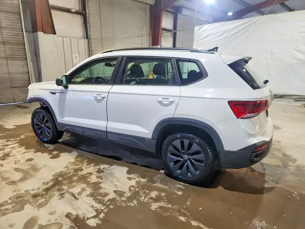 3VV5X7B20RM069484 2024 VOLKSWAGEN TAOS - Image 2