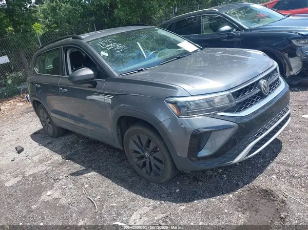 3VV5X7B21RM015188 2024 VOLKSWAGEN TAOS - Image 1