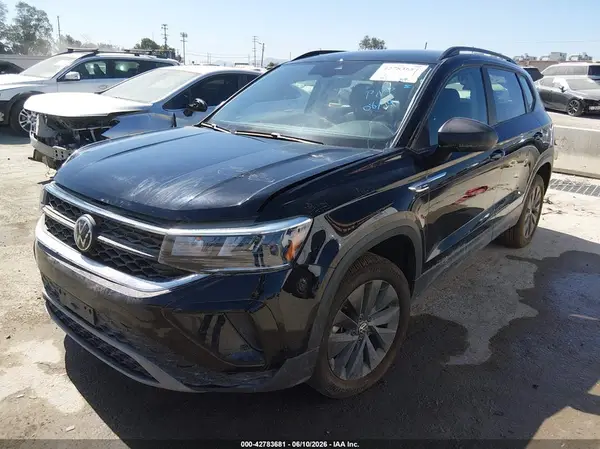 3VV5X7B21RM058087 2024 VOLKSWAGEN TAOS - Image 2