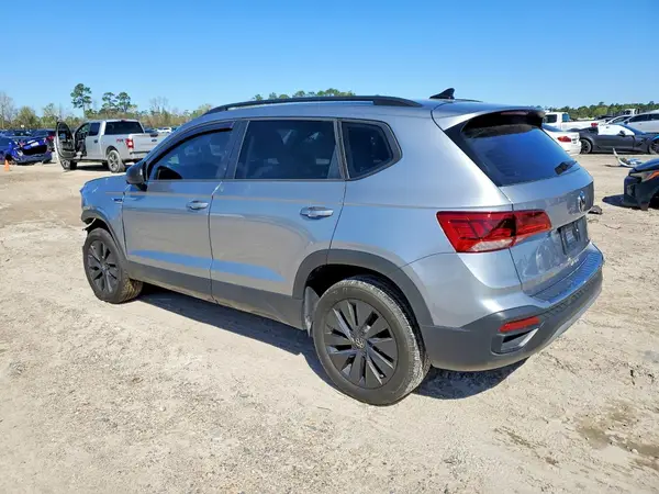 3VV5X7B21RM079182 2024 VOLKSWAGEN TAOS - Image 2