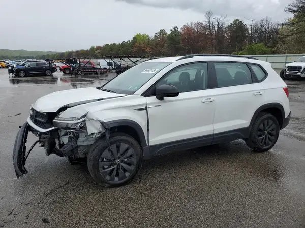 3VV5X7B21RM102878 2024 VOLKSWAGEN TAOS - Image 1