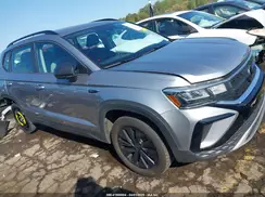 3VV5X7B21RM104209 2024 VOLKSWAGEN TAOS
