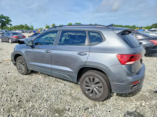3VV5X7B21RM124945 2024 VOLKSWAGEN TAOS - Image 2