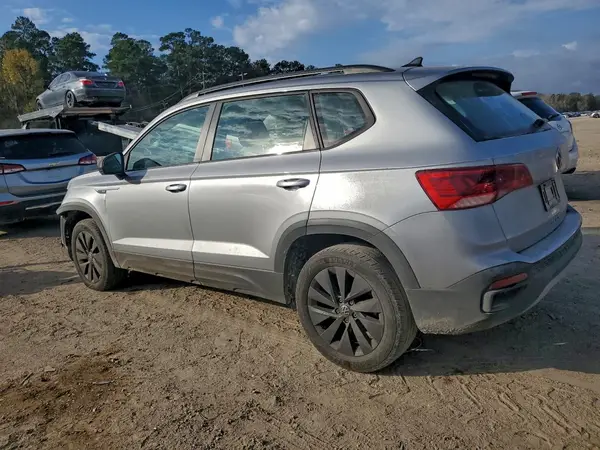 3VV5X7B22RM080602 2024 VOLKSWAGEN TAOS - Image 2