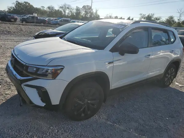 3VV5X7B22RM084696 2024 VOLKSWAGEN TAOS - Image 1