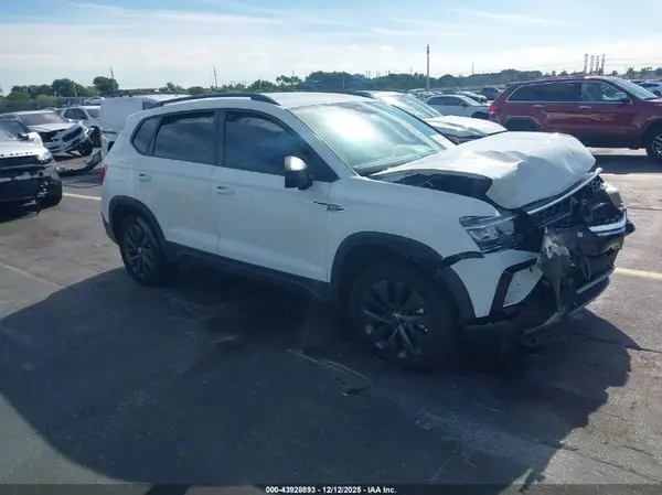 3VV5X7B22RM090840 2024 VOLKSWAGEN TAOS - Image 1