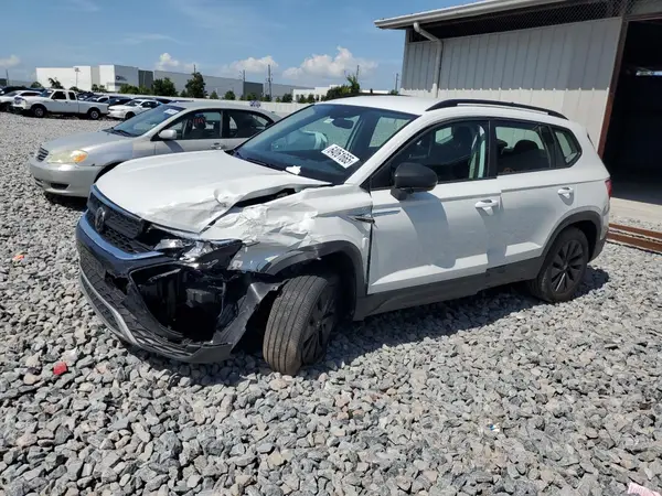 3VV5X7B23RM028220 2024 VOLKSWAGEN TAOS - Image 1