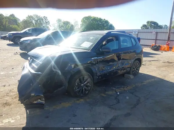 3VV5X7B23RM034437 2024 VOLKSWAGEN TAOS - Image 2