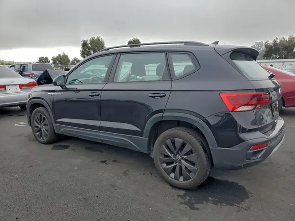 3VV5X7B23RM043543 2024 VOLKSWAGEN TAOS - Image 2