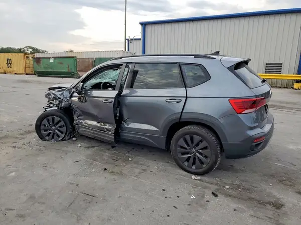 3VV5X7B23RM080026 2024 VOLKSWAGEN TAOS - Image 2