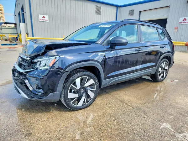 3VV5X7B23RM106978 2024 VOLKSWAGEN TAOS - Image 1
