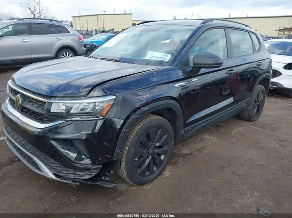 3VV5X7B23RM109251 2024 VOLKSWAGEN TAOS - Image 2