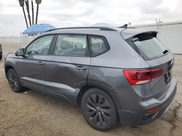 3VV5X7B24RM070248 2024 VOLKSWAGEN TAOS - Image 2