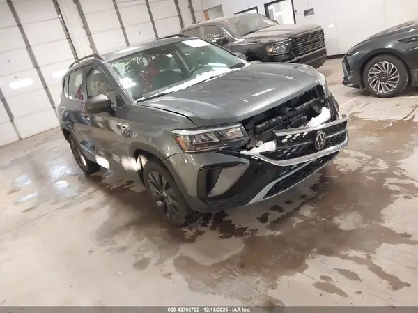 3VV5X7B24RM093321 2024 VOLKSWAGEN TAOS - Image 1