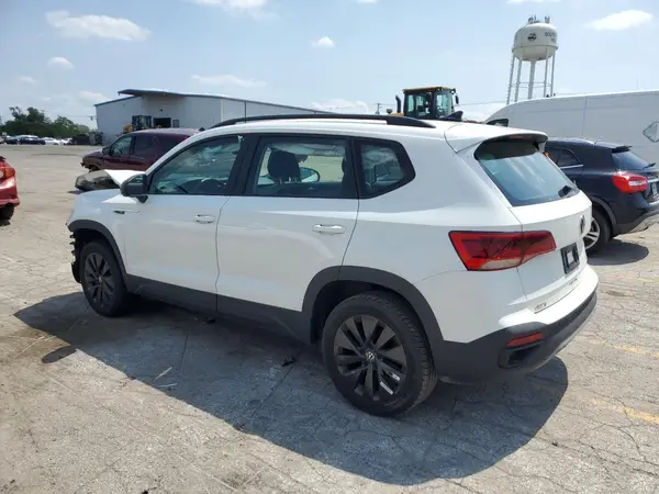 3VV5X7B24RM116337 2024 VOLKSWAGEN TAOS - Image 2