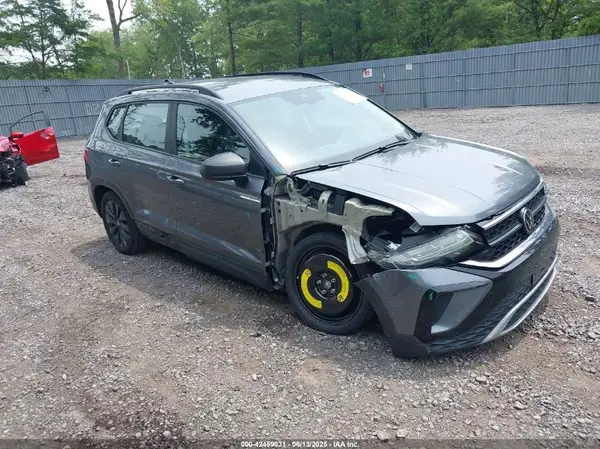 3VV5X7B25RM044158 2024 VOLKSWAGEN TAOS - Image 1