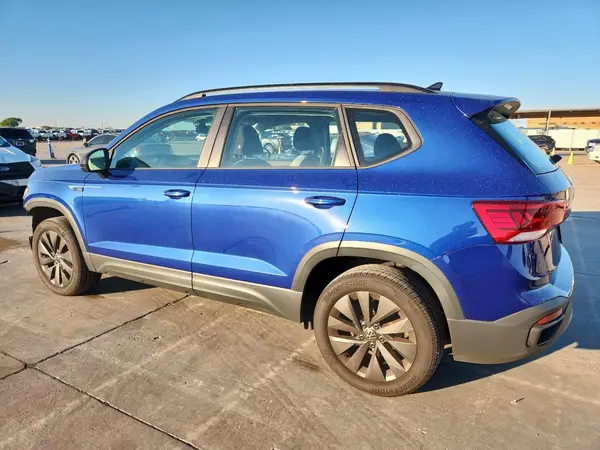 3VV5X7B25RM056942 2024 VOLKSWAGEN TAOS - Image 2