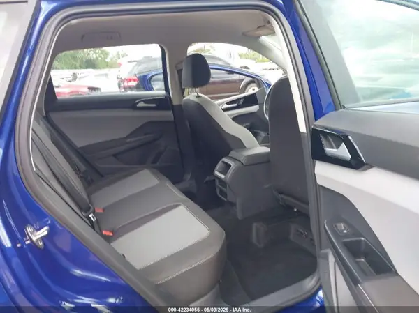 3VV5X7B25RM065625 2024 VOLKSWAGEN TAOS - Image 8