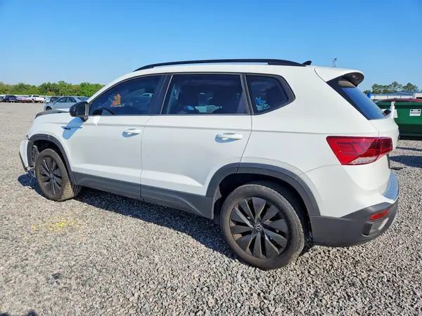 3VV5X7B25RM120784 2024 VOLKSWAGEN TAOS - Image 2