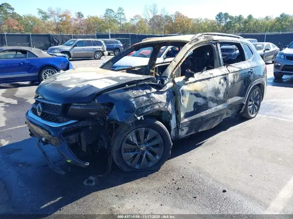 3VV5X7B26RM078397 2024 VOLKSWAGEN TAOS - Image 2