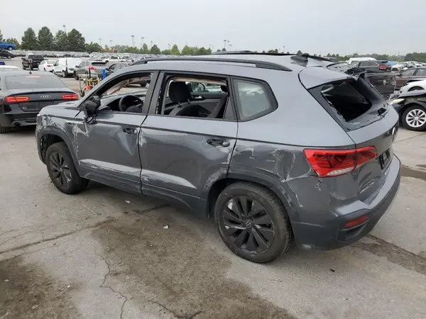 3VV5X7B26RM083969 2024 VOLKSWAGEN TAOS - Image 2