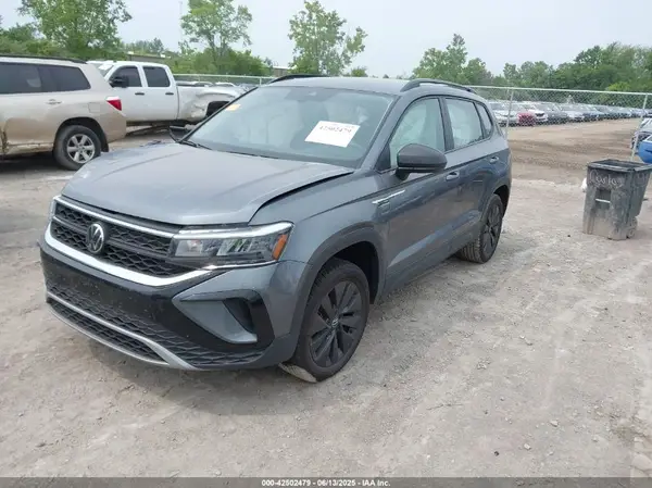 3VV5X7B26RM088993 2024 VOLKSWAGEN TAOS - Image 2