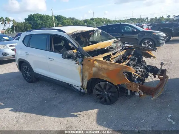 3VV5X7B26RM107705 2024 VOLKSWAGEN TAOS - Image 1