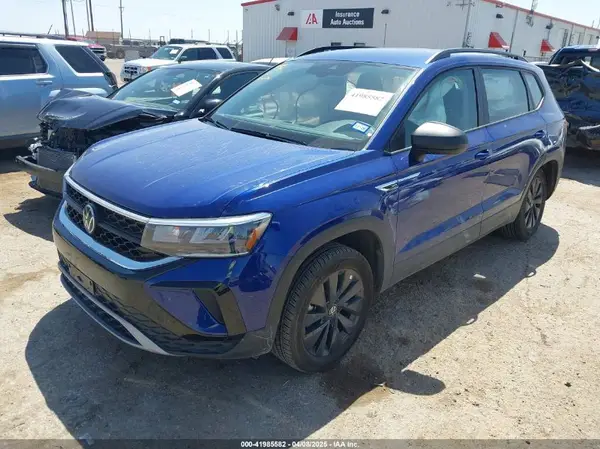 3VV5X7B26RM118770 2024 VOLKSWAGEN TAOS - Image 2