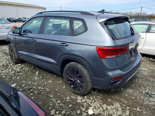 3VV5X7B27RM055243 2024 VOLKSWAGEN TAOS - Image 2