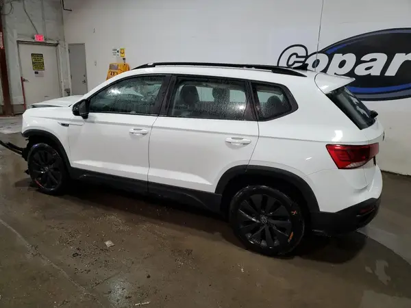 3VV5X7B28RM018587 2024 VOLKSWAGEN TAOS - Image 2