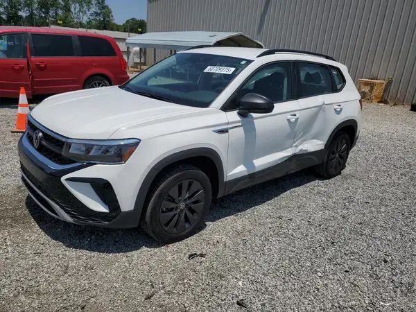 3VV5X7B28RM046518 2024 VOLKSWAGEN TAOS - Image 1
